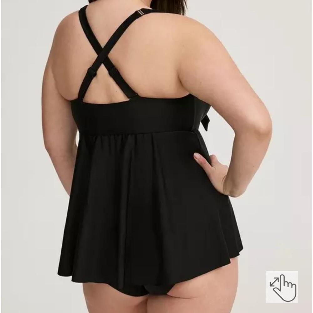 Torrid Wireless Babydoll Tie Front Tankini Top - Picture 3 of 11